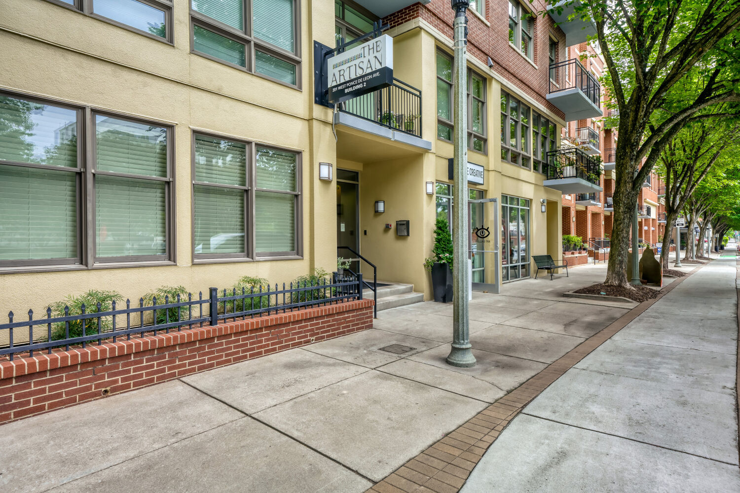 Pedestrian entrance to Building 2 along West Ponce de Leon Avenue